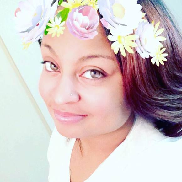 Meet your Posher, Andrea - Picture 1 of 1